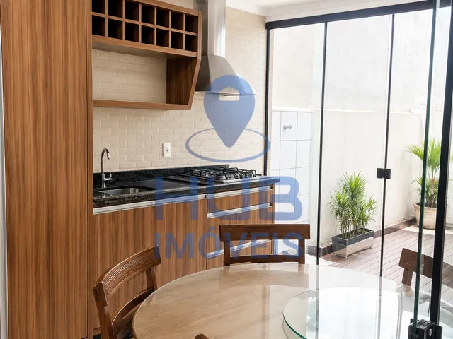 Imagem 11: Apartamento Mobiliado com 4 Dormitórios e Ampla Área Externa no Centro de Florianópolis