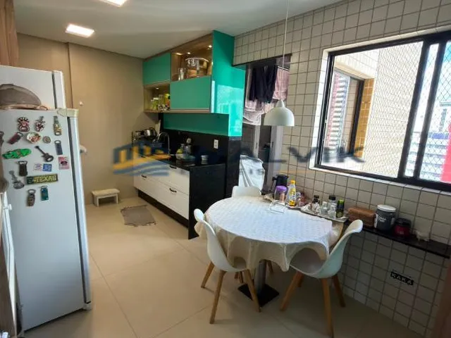 Imagem 14: Apartamento À Venda no Espinheiro com 146M²!