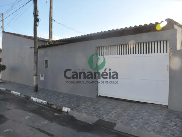 Imagem: Ótima Casa com 3 Dormitórios (1 Suíte)