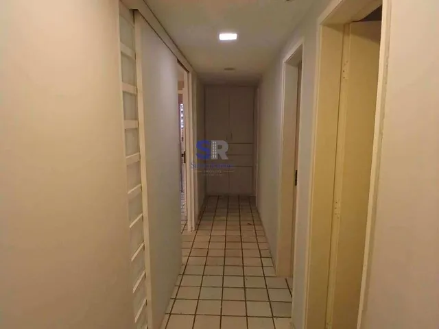 Imagem 7: Apartamento de 261M² Alto Padrão À Venda no Ed. Rio Ave na Rua dos Navegantes em Boa Viagem