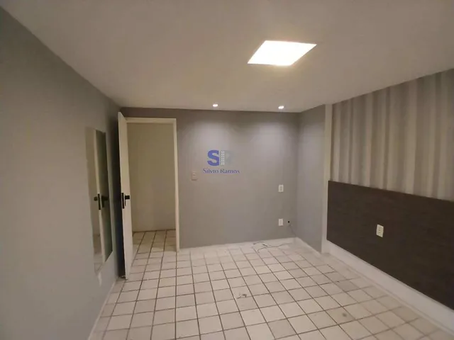 Imagem 15: Apartamento de 261M² Alto Padrão À Venda no Ed. Rio Ave na Rua dos Navegantes em Boa Viagem