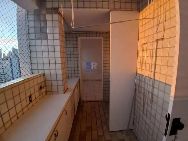 Imagem 5: Apartamento de 261M² Alto Padrão À Venda no Ed. Rio Ave na Rua dos Navegantes em Boa Viagem
