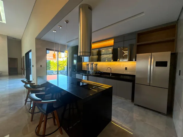 Imagem 12: Casa em Condomínio para Alugar com 243M² no Gran Park Toscana - R$ 22.000,00