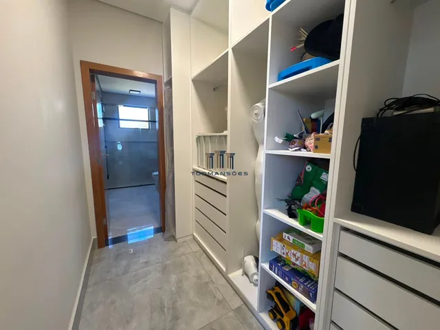 Imagem 15: Casa em Condomínio para Alugar com 243M² no Gran Park Toscana - R$ 22.000,00