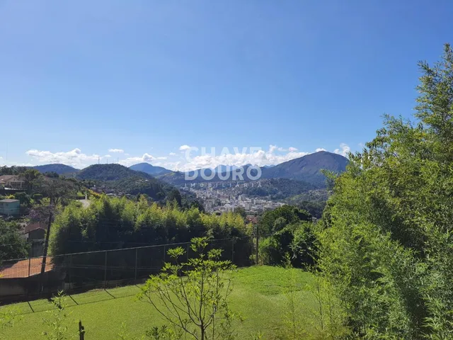 Imagem 9: Casa para Venda em Teresópolis, Iucas, 3 Dormitórios, 1 Suíte, 3 Banheiros