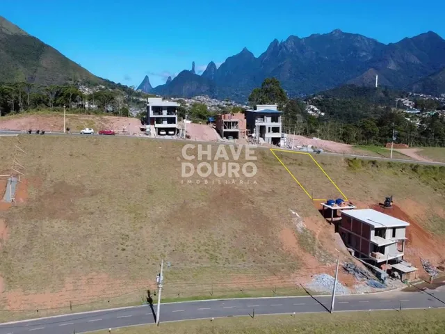 Imagem: Lote com 246M² em Condomínio Próximo