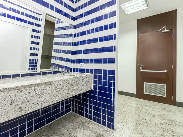 Imagem 8: SALA COMERCIAL em Curitiba - PR, Centro