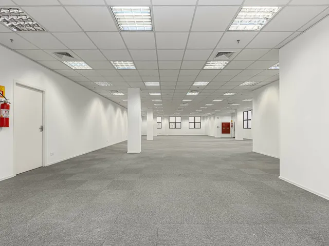 Imagem 10: SALA COMERCIAL em Curitiba - PR, Centro