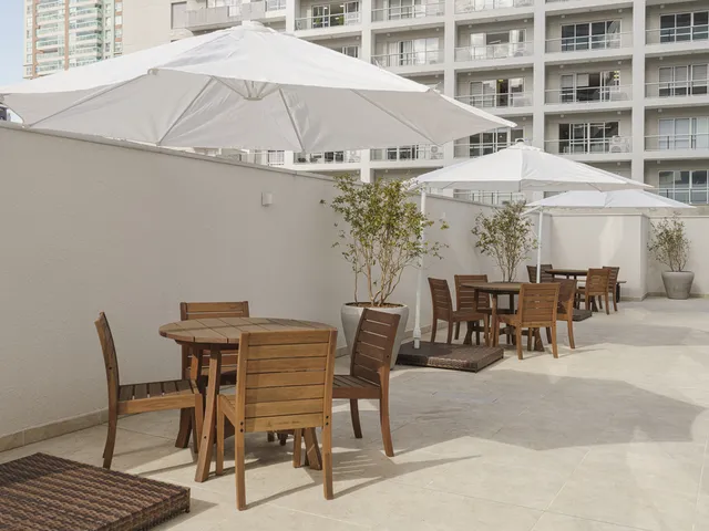 Imagem 4: Terrasse Créatif Commerciale