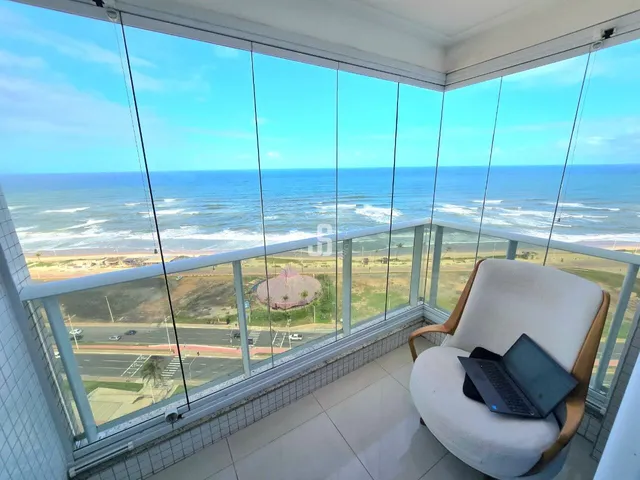 Imagem 2: Apartamento 4 Suítes À Venda em Pituaçu, Vista Mar Frontal, 200M² e Andar Alto