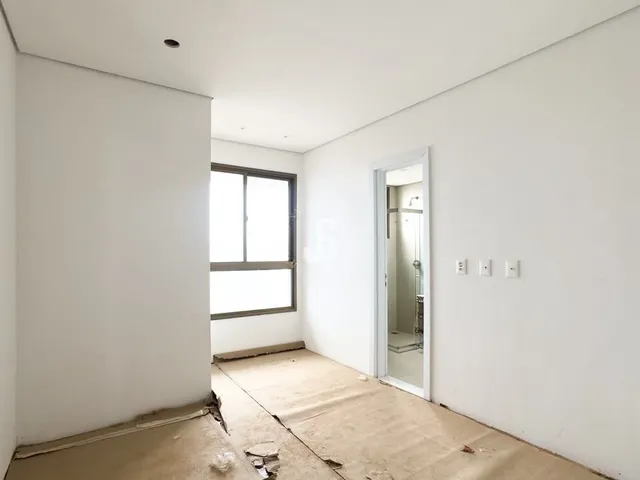 Imagem 6: Apartamento 4 Suítes À Venda na Barra, 209M², Andar Alto e 3 Vagas