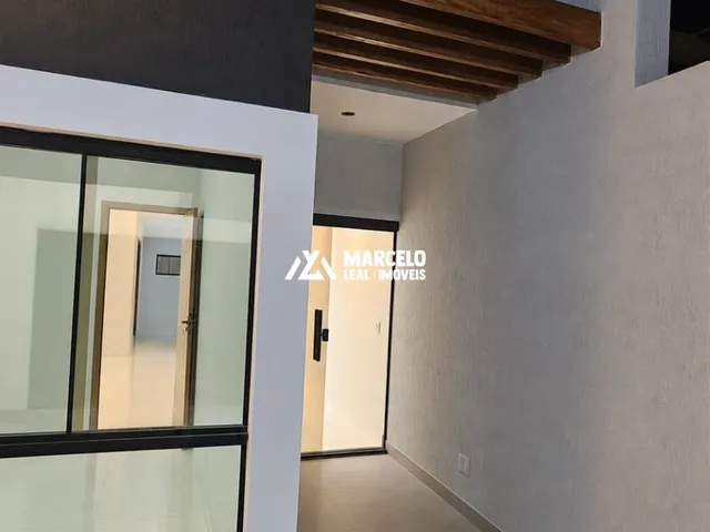 Imagem 10: Vendo Imóvel com Acabamento Impecável, Sala Ampla Integrada, Cozinha Espaçosa, 0