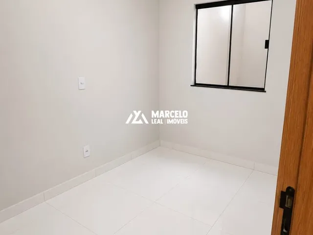 Imagem 7: Vendo Imóvel com Acabamento Impecável, Sala Ampla Integrada, Cozinha Espaçosa, 0
