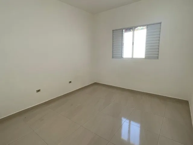 Imagem 3: Venda de Casa em Condomínio no Jardim Vale da Lua, Tatuí-Sp: 2 Quartos, 1 Sala, 1 Banheiro, 1 Vaga de Garagem!
