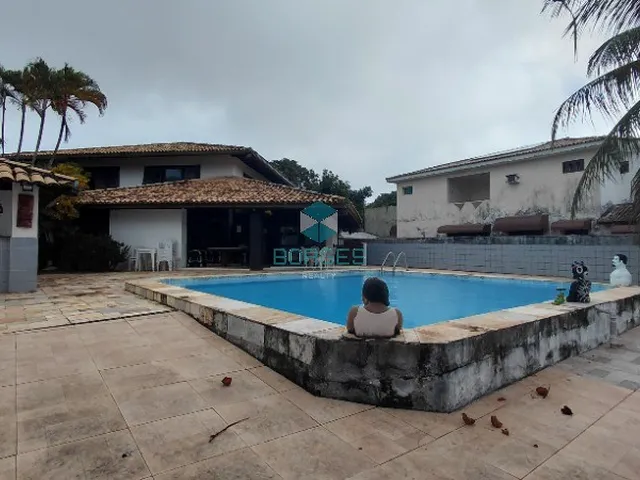 Imagem 5: Casa À Venda com 385M², 4 Quartos, Piscina e 875M² de Terreno no Itaigara, Salvador