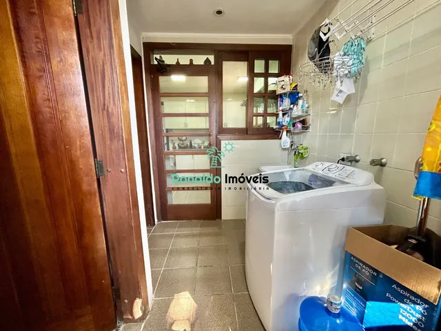 Imagem 6: Linda Casa Mobiliada em Villagio 3 Dorm Sendo 1 Suíte no Indaiá em Bertioga, Apenas 150 M do Mar