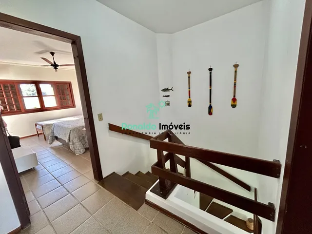 Imagem 12: Linda Casa Mobiliada em Villagio 3 Dorm Sendo 1 Suíte no Indaiá em Bertioga, Apenas 150 M do Mar