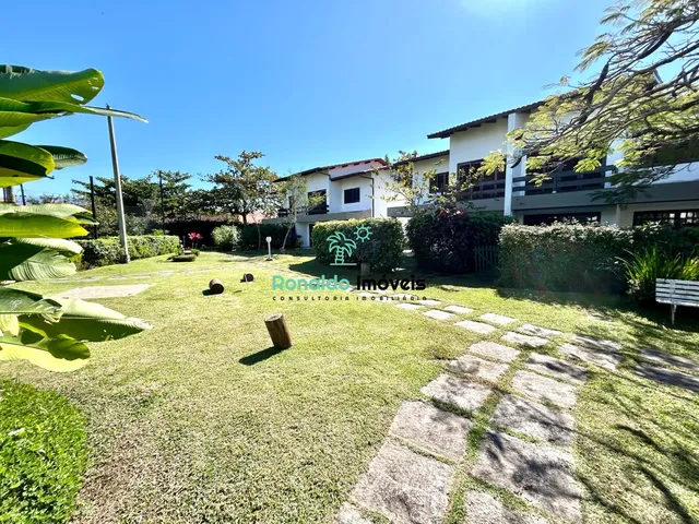 Imagem 7: Linda Casa Mobiliada em Villagio 3 Dorm Sendo 1 Suíte no Indaiá em Bertioga, Apenas 150 M do Mar