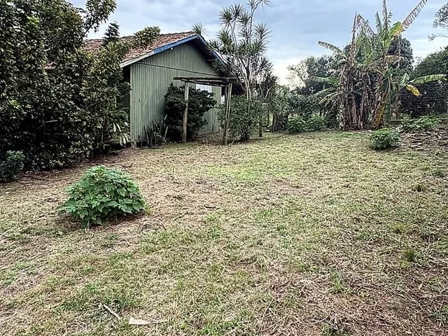 Imagem 2: Terreno de 715 M² À Venda na Praia do Rosa Excelente Oportunidade para Investir