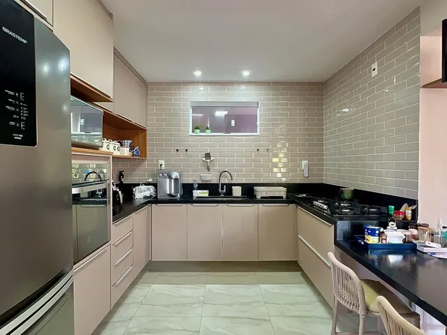 Imagem 5: Condomínio Albatroz - Casa de Alto Padrão com 2.264M² de Terreno e Vista para Lagoa - Condomínio Albatroz, Jauá