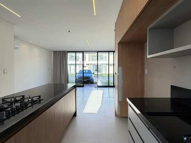 Imagem 14: Unique Residence - Apartamento Garden para Alugar no Unique Residence em Vilas do Atlântico com 3 Suítes