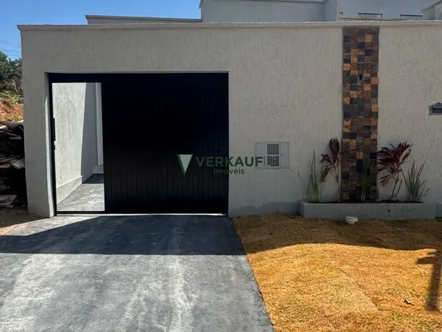 Imagem: Casa À Venda no Bairro Itapoã - Aparecida