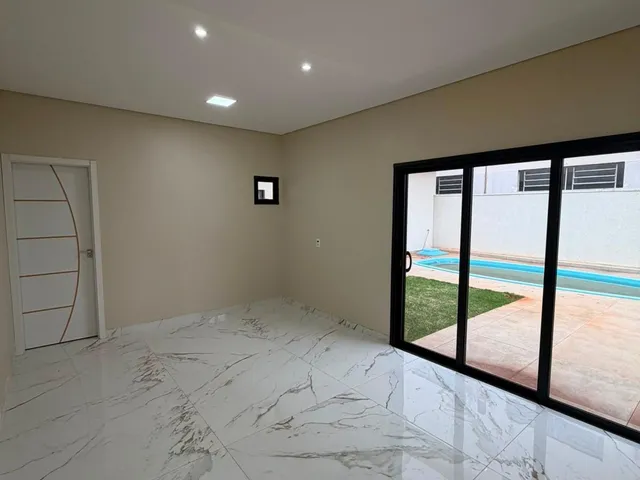 Imagem 5: Casa com Piscina | 1 Suíte + 2 Quartos | Área Gourmet Completa