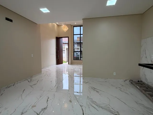 Imagem 3: Casa com Piscina | 1 Suíte + 2 Quartos | Área Gourmet Completa
