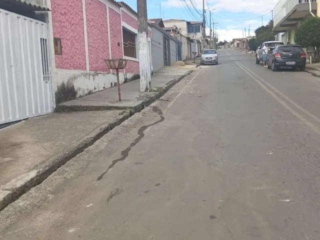 Imagem 2: Casa Geminada em Bairro Sao Pedro Esmeraldas/Mg