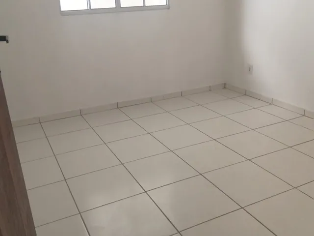 Imagem 6: Casa Geminada em Bairro Sao Pedro Esmeraldas/Mg