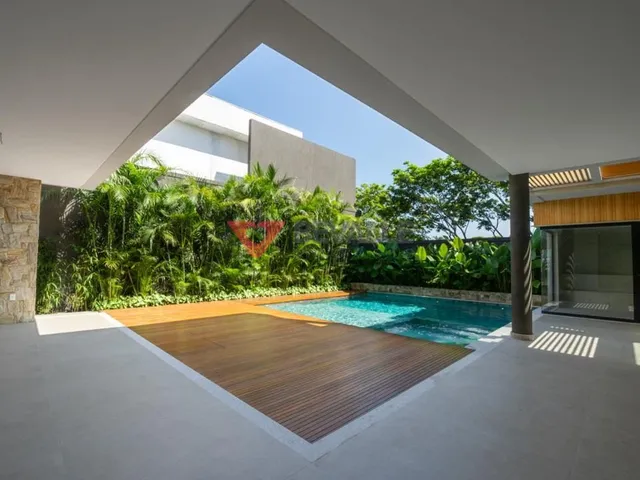 Imagem 11: Casa de Luxo na Barra da Tijuca - 860M², 5 Dormitórios, 7 Banheiros - Venda e Locação