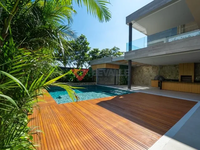 Imagem 8: Casa de Luxo na Barra da Tijuca - 860M², 5 Dormitórios, 7 Banheiros - Venda e Locação