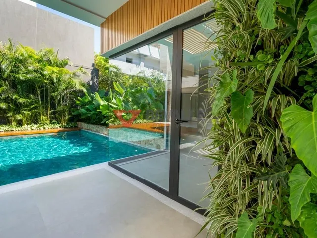 Imagem 9: Casa de Luxo na Barra da Tijuca - 860M², 5 Dormitórios, 7 Banheiros - Venda e Locação