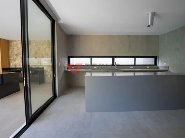 Imagem 7: Casa de Luxo na Barra da Tijuca - 860M², 5 Dormitórios, 7 Banheiros - Venda e Locação