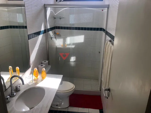 Imagem 6: Espaçoso apartamento de 2 quartos em Botafogo - RJ por R$800.000 para venda