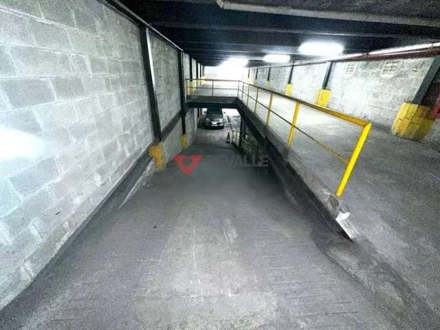 Imagem: Prédio à venda em Laranjeiras, 2000m²
