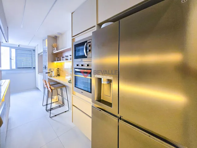 Imagem 11: Venda de Apartamento em Botafogo: 4 Dormitórios e 180m²