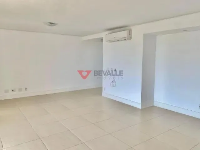 Imagem 11: Luxuoso Apartamento na Barra da Tijuca: 4 Suítes, 217m²