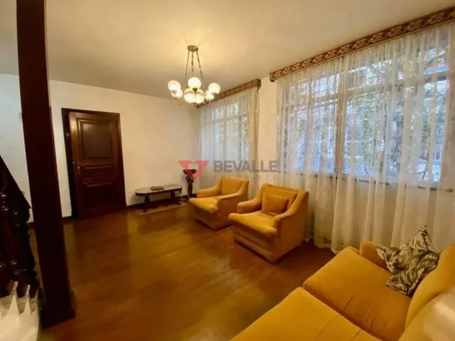 Imagem 2: Casa à venda em Botafogo: 215m², 4 quartos, 2 suítes