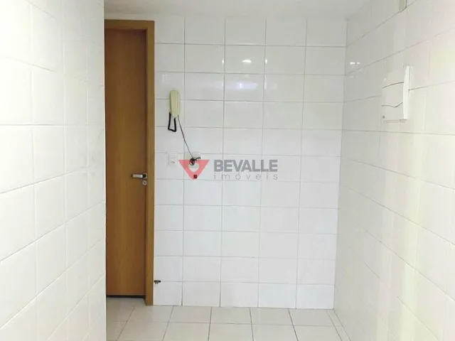 Imagem 2: Apartamento à Venda no Catete RJ, 85m², 3 Quartos, 1 Suíte