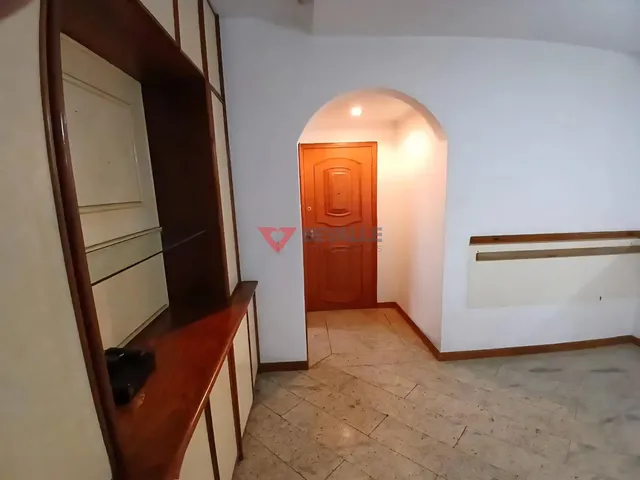 Imagem 10: Apartamento à Venda em Copacabana, 2 Quartos, 100m², R$1.150.000
