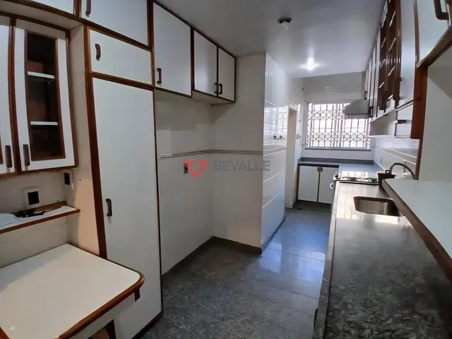 Imagem 3: Apartamento à Venda em Copacabana, 2 Quartos, 100m², R$1.150.000