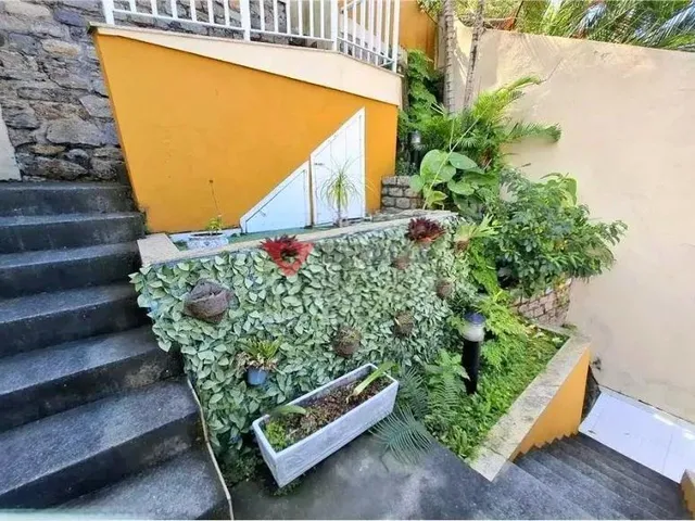 Imagem 4: Casa à Venda em Laranjeiras RJ: 3 Quartos, 147m², R$2.400.000