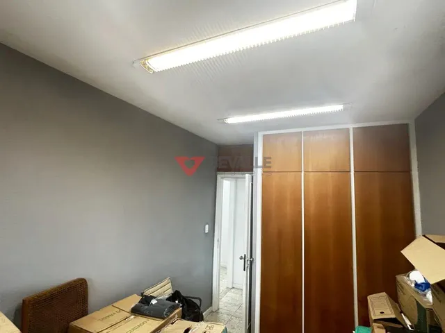 Imagem 15: Casa à Venda na Urca RJ: 5 Quartos, 3 Banheiros por R$1.599.000