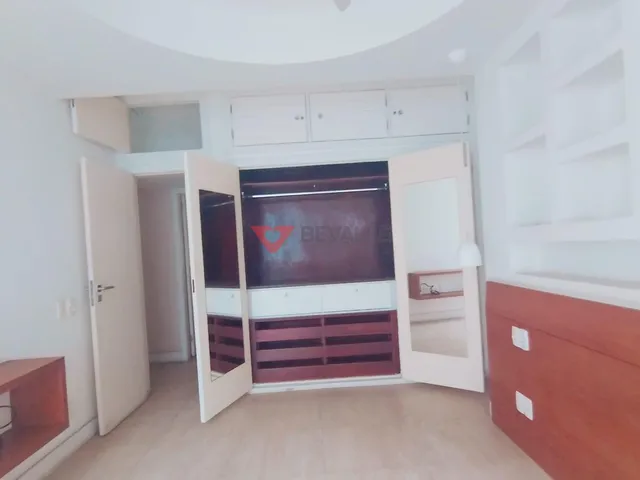 Imagem 15: Apartamento à Venda em Copacabana, 206m², 3 Dormitórios