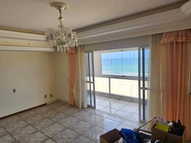 Imagem 3: Apartamento a Venda na Avenida Atlântica na Região Central com Sacada Panorâmica