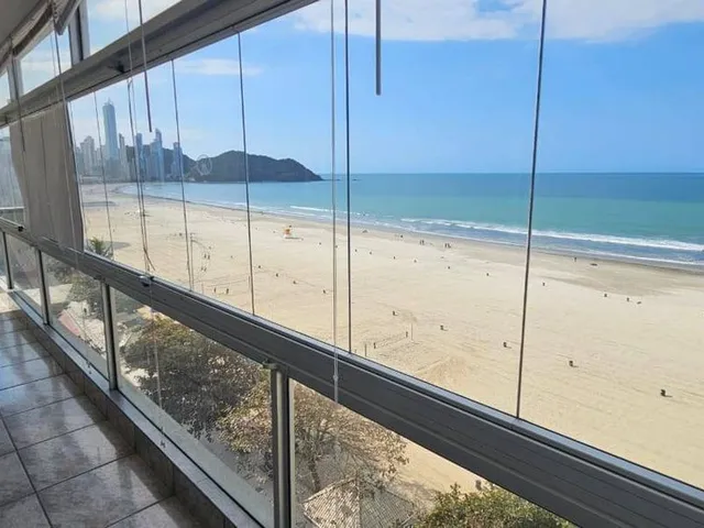 Imagem 16: Apartamento a Venda na Avenida Atlântica na Região Central com Sacada Panorâmica
