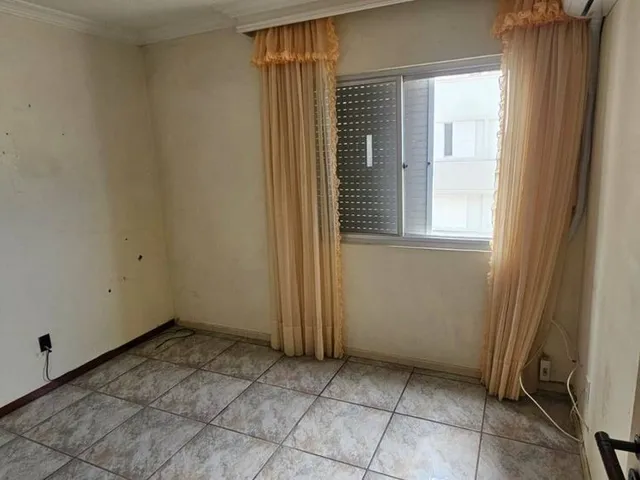 Imagem 2: Apartamento a Venda na Avenida Atlântica na Região Central com Sacada Panorâmica