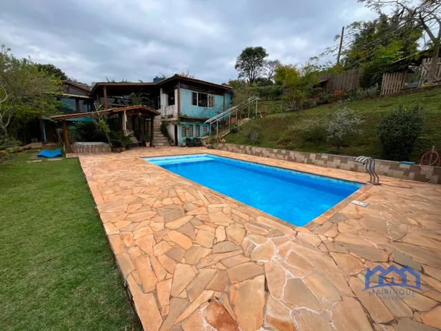 Imagem: Chácara com 5 Quartos e 5 Banheiros À