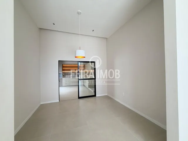 Imagem 6: Casa Reformada À Venda no Condomínio Haute | Bairro Sim